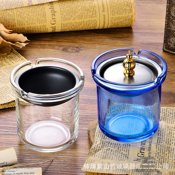 Scrumieră cu capac, în formă de pâlnie, din sticlă groasă, decorativă, cu posibilitatea de personalizare