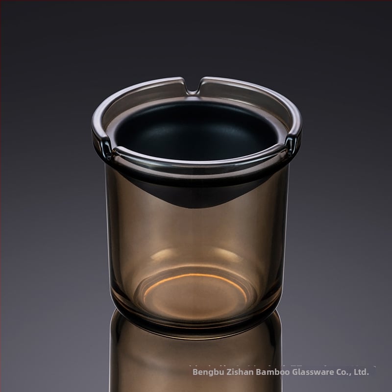 Scrumieră cu capac, în formă de pâlnie, din sticlă groasă, decorativă, cu posibilitatea de personalizare