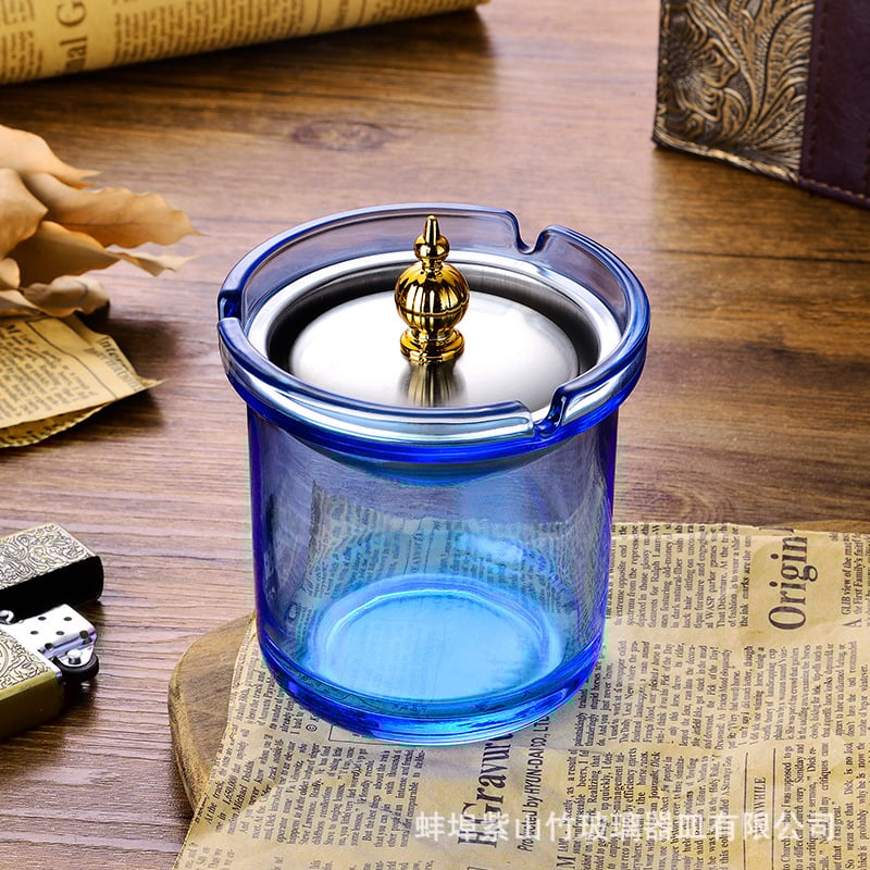 Scrumieră cu capac, în formă de pâlnie, din sticlă groasă, decorativă, cu posibilitatea de personalizare