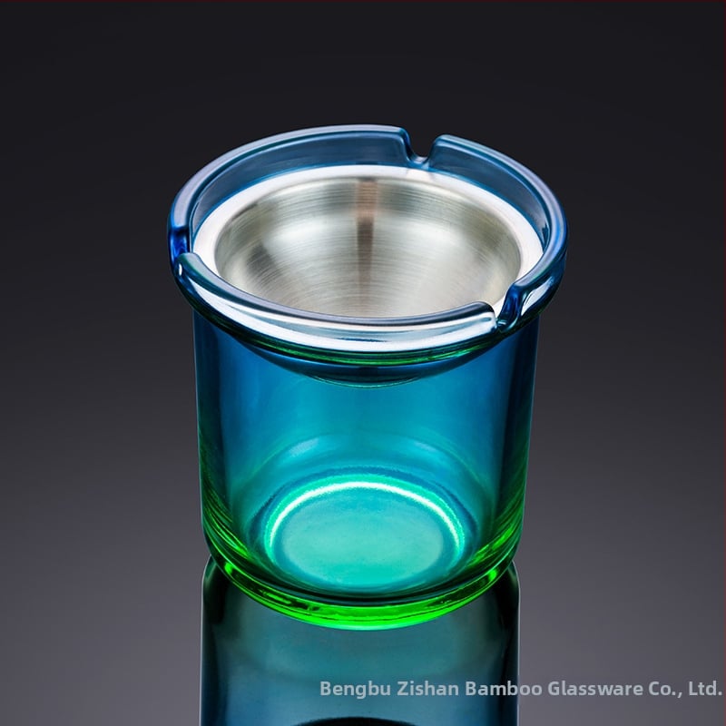 Scrumieră cu capac, în formă de pâlnie, din sticlă groasă, decorativă, cu posibilitatea de personalizare