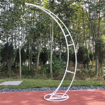 Arc de nuntă din fier, poartă în formă de coarne, decor pentru scenă, cadru circular