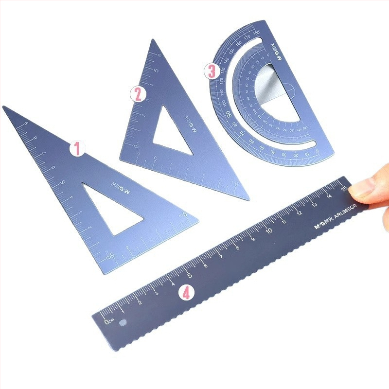 Set de desen din aliaj de aluminiu (4 piese): riglă dreaptă, riglă ondulată, protractor, placă triunghiulară — Model ARL960G0, Brand M&G Morning Light, 100 g