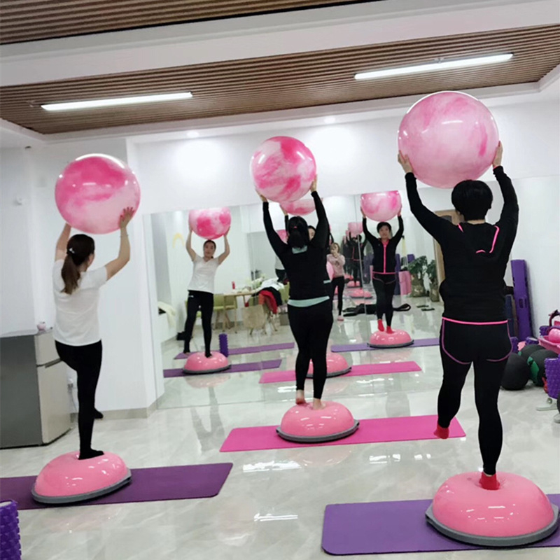 Mingea de yoga pentru echilibru — PVC, 800 g, gonflabilă; potrivită pentru fitness, masaj și antrenamente de mișcare.