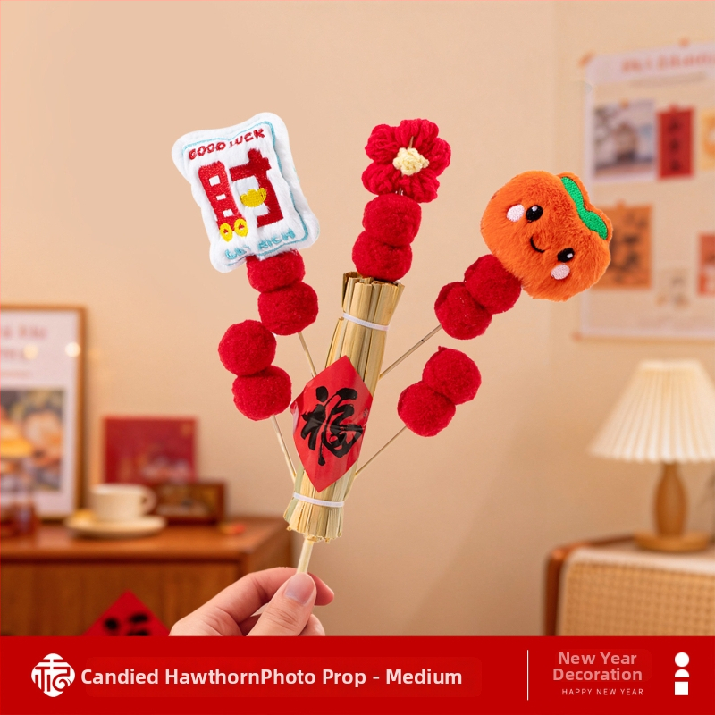 Figurină din fetru pentru Anul Calului – recuzită foto pentru poze, stil animație, decor pentru Festivalul de Primăvară