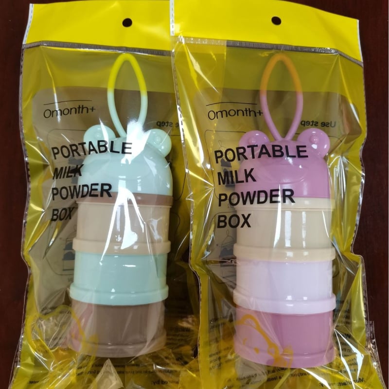 Cutie portabilă pentru lapte praf cu compartimente în mai multe niveluri, secțiuni independente, design desen animat — modele cu trei sau patru etaje pentru sugari 0–2 ani.