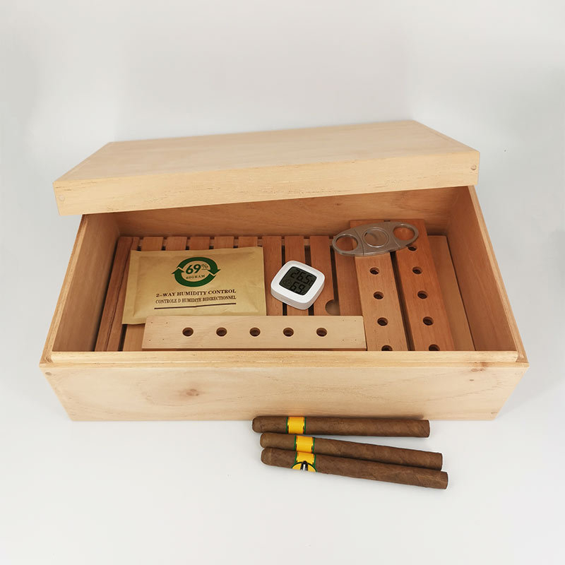Drvena kutija za ovlaživanje cigara, velika zapremina, jednostavan dizajn