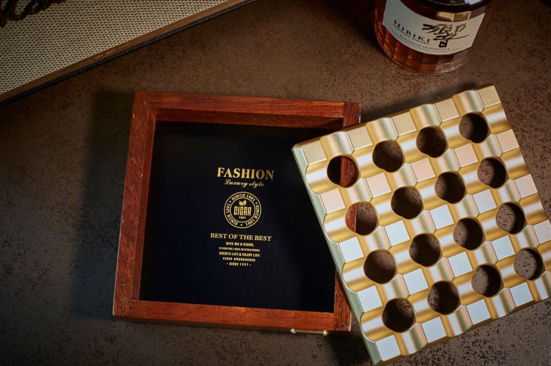 Pepeljara za cigare — višefunkcionalna, drvena; Značka: JIFENG; Kreativan dizajn