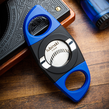 LUBINSKI szivarszett – Szivarvágó és gyújtó, szélálló butános gyújtó, anyagok: műanyag/cinkötvözet/rozsdamentes acél, logó nyomtatás, testreszabás elérhető