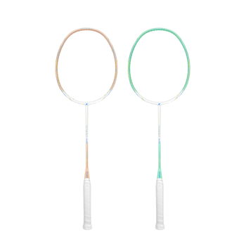 Raketa za badminton Gale – okvir od karbonskih vlakana, težina 95–100 g, drška G5, srednja tvrdoća šipke