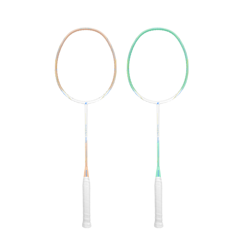 Raketa za badminton Gale – okvir od karbonskih vlakana, težina 95–100 g, drška G5, srednja tvrdoća šipke