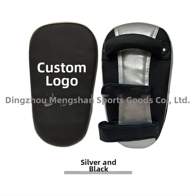 Zakrivljena ciljana ploha za trening boksa, Muay Thai i Taekwondo – PU materijal, model 40, težina 400 g, vertikalni stil