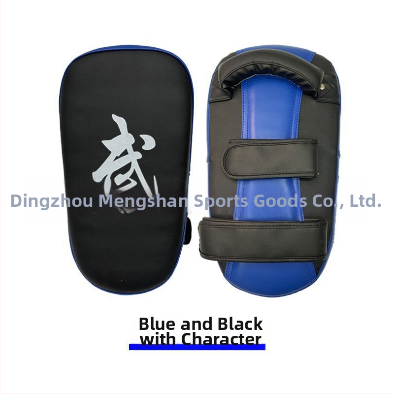 Zakrivljena ciljana ploha za trening boksa, Muay Thai i Taekwondo – PU materijal, model 40, težina 400 g, vertikalni stil