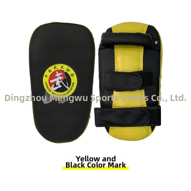 Zakrivljena ciljana ploha za trening boksa, Muay Thai i Taekwondo – PU materijal, model 40, težina 400 g, vertikalni stil