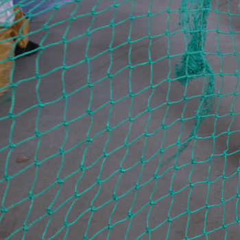 Полиетиленова защитна мрежа за ограждане на площадката, модел полиетиленова развъдна мрежа, PE пластмаса, издръжливост 180, селскостопанска защитна мрежа