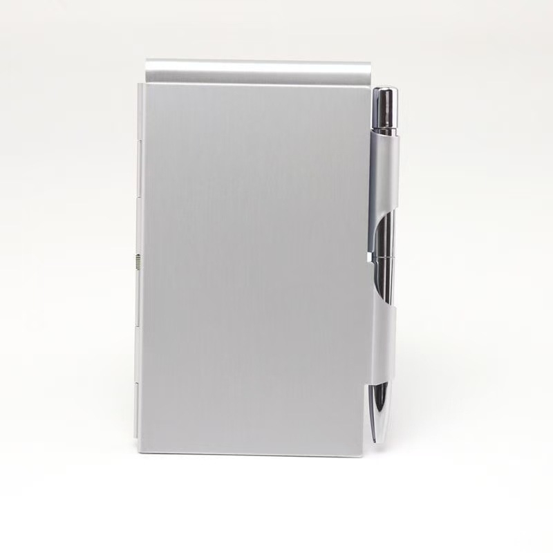 Pocket bilježnica u aluminijskoj kutiji s odtrhavajućim bilješkama, otvorena veza, PVC unutrašnjost, 1–50 stranica