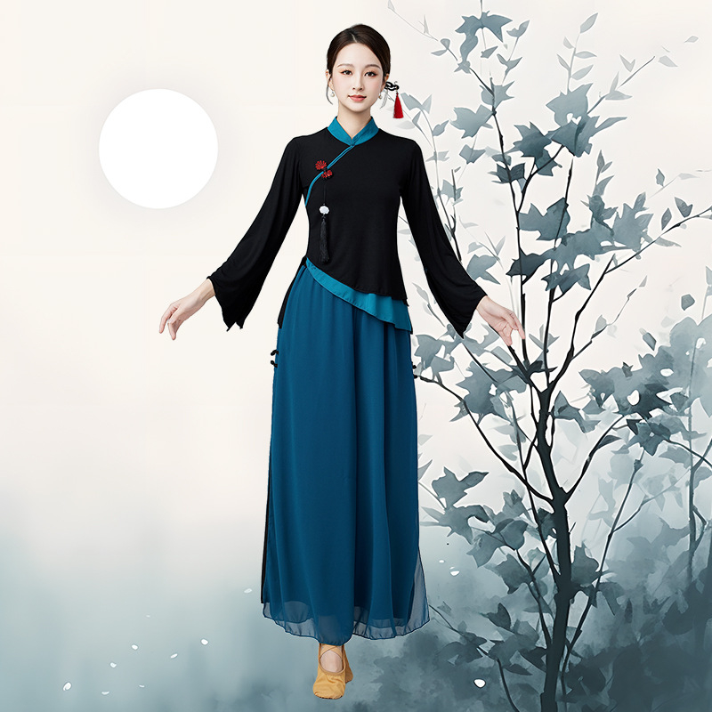 Kostim za square dance; gornji dio od modal, donji dio od šifona; Materijal: Modal; Podstava: Milk Silk; Sezone: Ljeto, Proljeće, Jesen