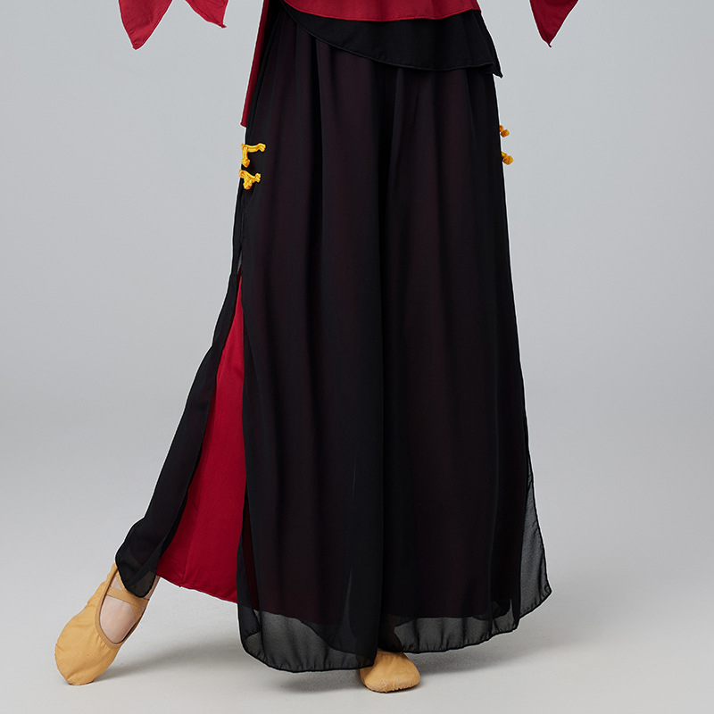 Kostim za square dance; gornji dio od modal, donji dio od šifona; Materijal: Modal; Podstava: Milk Silk; Sezone: Ljeto, Proljeće, Jesen