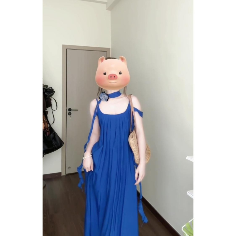 Rochie cu bretele, croială lungă A-line, PVC material, guler pătrat, fără mâneci (Primăvara 2025)