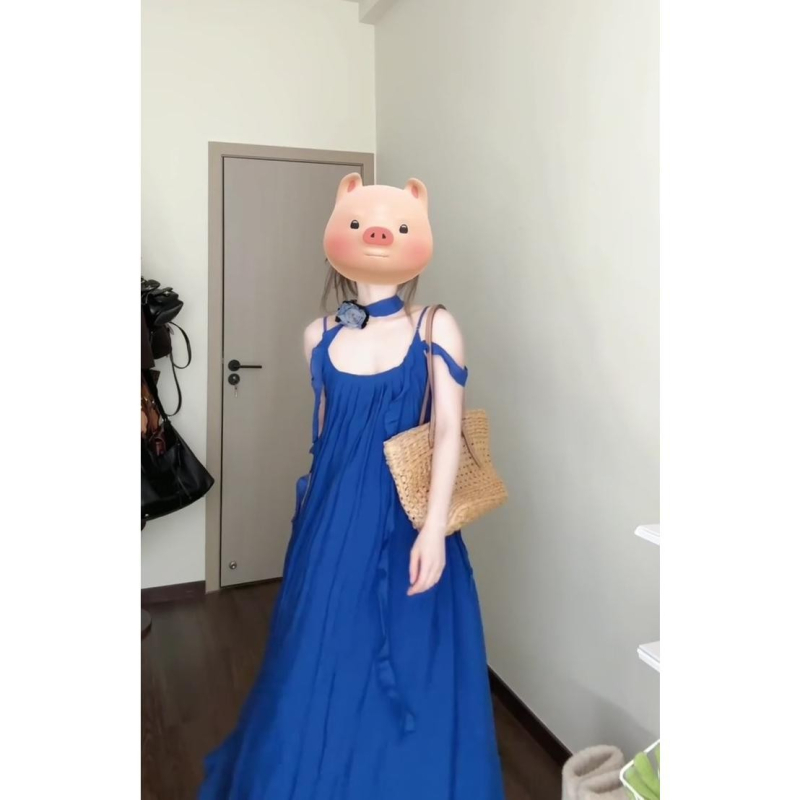 Rochie cu bretele, croială lungă A-line, PVC material, guler pătrat, fără mâneci (Primăvara 2025)