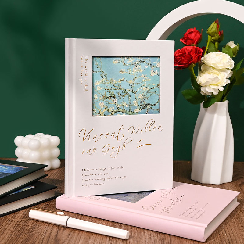 Bilježnica u vintage stilu s linijskim stranicama, tvrdi uvez s izrezbarenim dizajnom, INs-stil planer, prilagodljiv