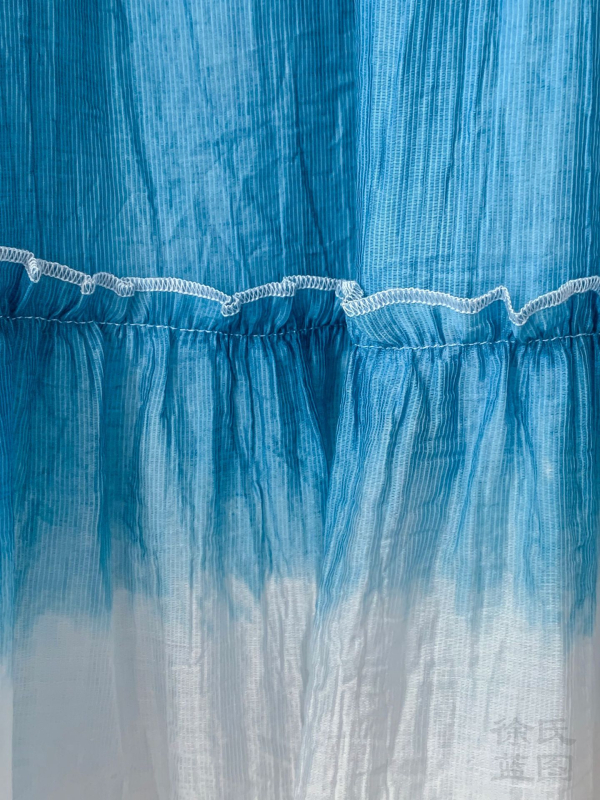 Haljina: pamuk tie-dye s etničkim stilom, slip haljina, bez rukava, visokim strukom, srednja duljina (Materijal: pamuk; Vzor: tie-dye; Stil: etnički; Silueta: visok struk; Duljina: srednja)