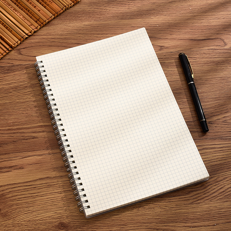 Caiet cu spirală, copertă PP, hârtie Forest, 80 de pagini, dimensiune a paginii personalizabilă