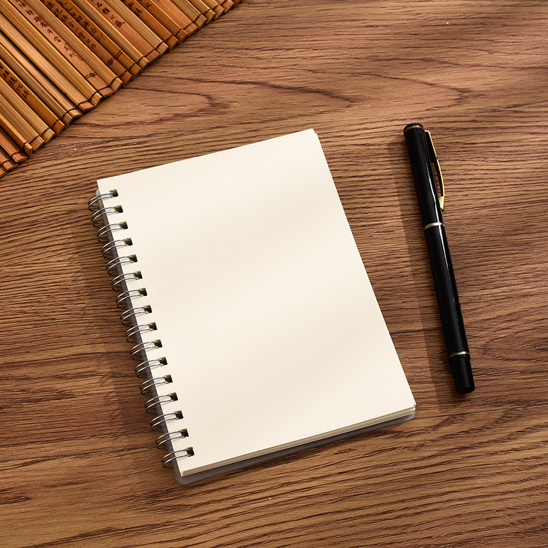 Caiet cu spirală, copertă PP, hârtie Forest, 80 de pagini, dimensiune a paginii personalizabilă