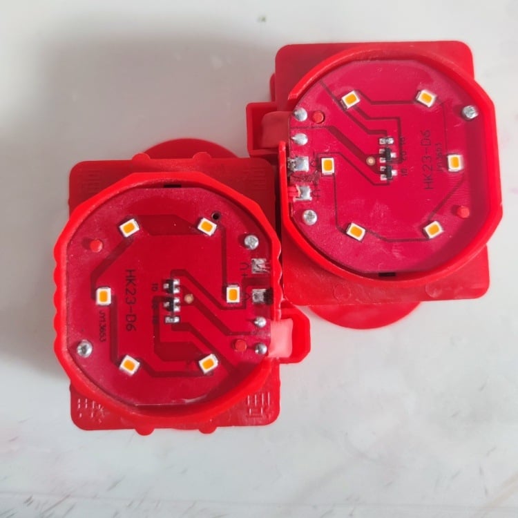 Φανάρι-σύντροφος για φαναράκια με βελούδινη υφή, Ασύρματο τηλεχειριστήριο, Ευφυής αισθητήρας φωτισμού, Ηλιακή τροφοδοσία, Προβολικό φως