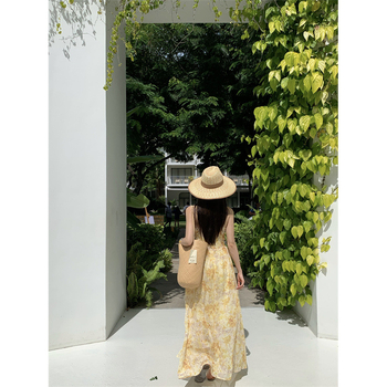 Ruha - pántos, nyaralós stílus; poliészter, ujjatlan, magas derék, A-vonalú midi