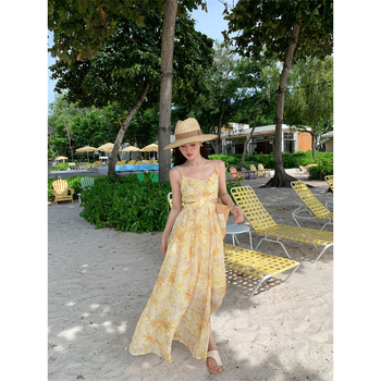 Ruha - pántos, nyaralós stílus; poliészter, ujjatlan, magas derék, A-vonalú midi