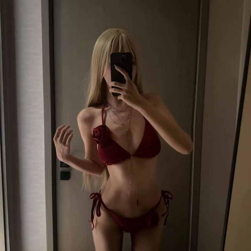 Tri-dijelni bikini set s podstavljenim trokutastim gornjim dijelom, Vinylon tkanina 91–95%, podstava za grudi, bez rukava