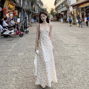 Полиестерова рокля с презрамки, принт със счупени цветя, висока талия, средна дължина, стил slip