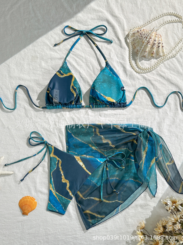 Ženski bikini set od tri komada s mramornim uzorkom, mrežasti veo, razdvojene naramenice, 82% poliester, 18% spandeks