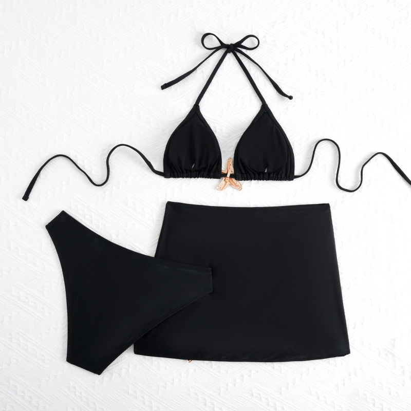 Novi ženski trodijelni bikini s podijeljenim dizajnom, metalnim dodatkom u obliku morske zvijezde i plažnom suknjom