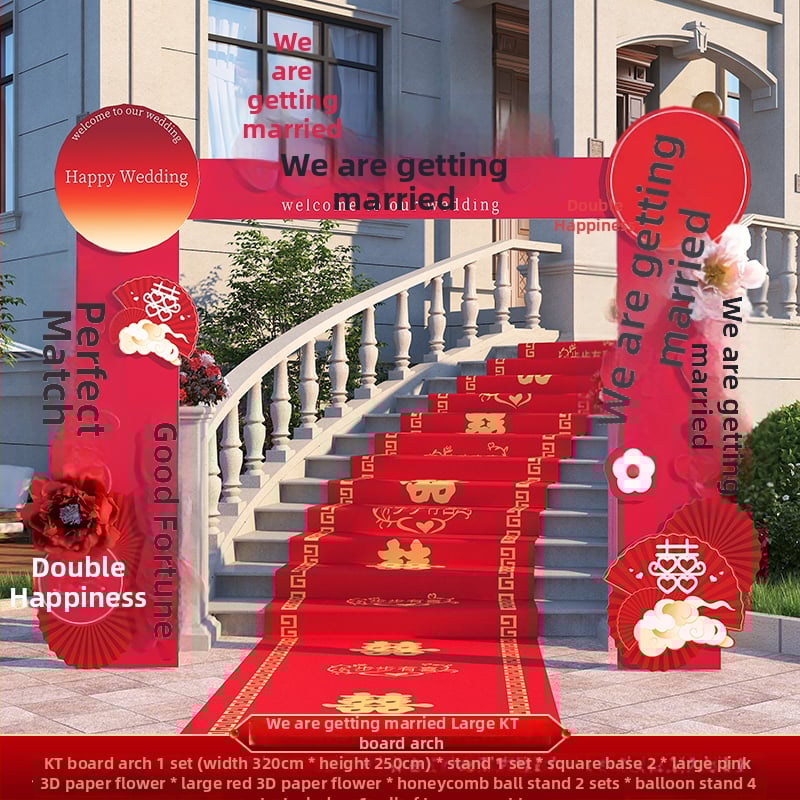 Γαμήλια αψίδα εισόδου με πινακίδα καλωσορίσματος και διακόσμηση από μεταξωτά λουλούδια για υπαίθρια τελετή