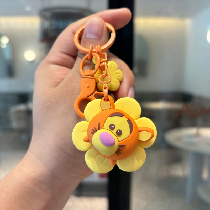 Κλειδοθήκη PVC με χαριτωμένο καρτούν αρκουδάκι φράουλα, επεκτειόμενος μηχανισμός, κρεμαστό ηλίανθος