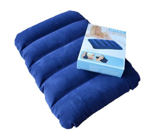 Intex napuhujući putni jastuk – površina od flokinga, težina 0,2 kg, nosivost 100 kg, napuhano ležište