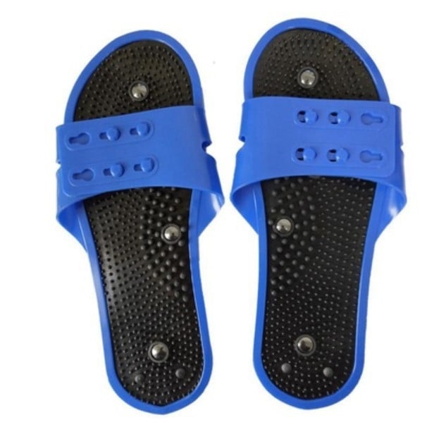 Масажни пантофи със светлинна вълнова терапия и лепящи електродни лепенки — модел LQ-LP146, марка Neutral