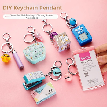 Мини проекторен фенер с ключодържател – алуминиев корпус, интерактивна проекция за деца и родители