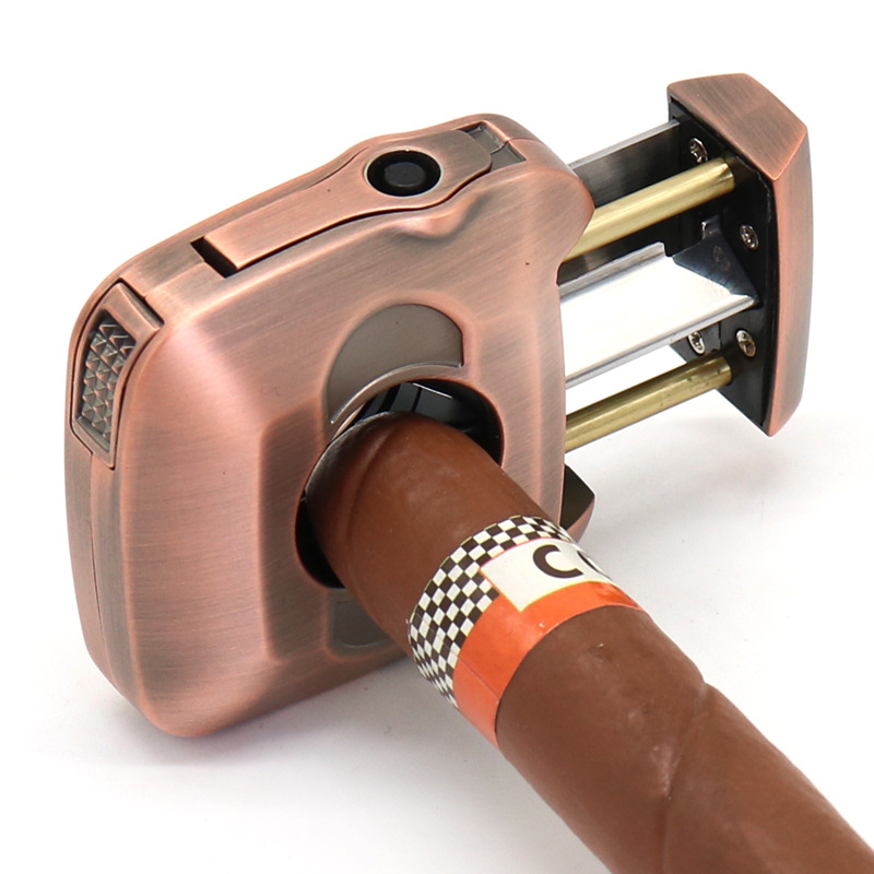 Szivarvágó és tartó - négy az egyben, V-alakú rozsdamentes acél, szélvédett dizájn; logónyomás elérhető; testreszabás; határon átívelő kizárólagos export