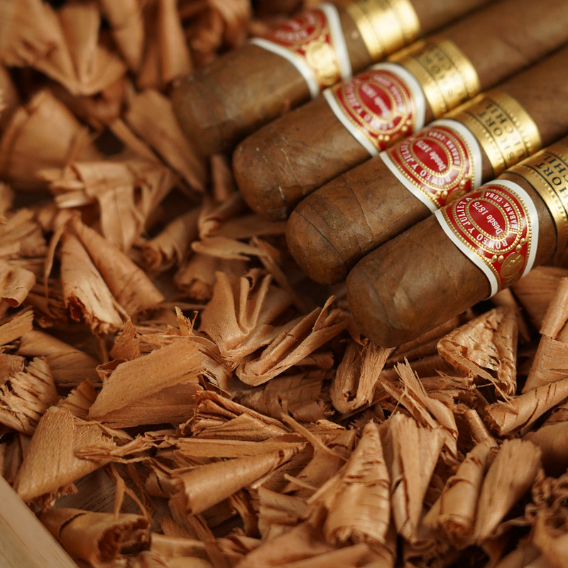 VANITY FAIR rumeguș de lemn de cedru pentru hidratare – rezistent la umezeală și dăunători, pentru maturarea țigărilor