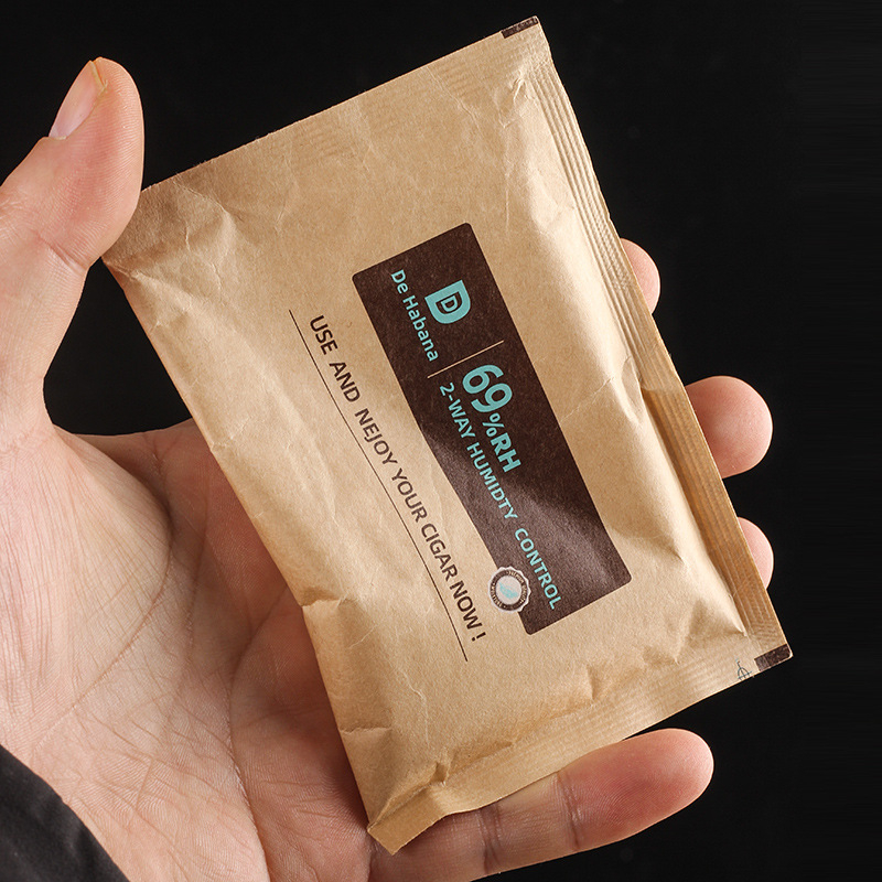 Sac de umidificare pentru țigări, făcut manual, stil minimalist, marcă Pedestrian/pipe man, material: Altul