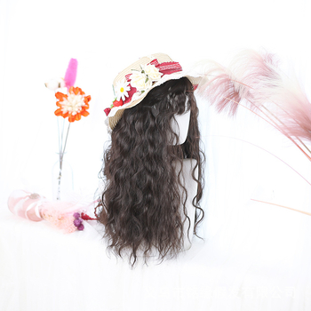 Pigeon Valley GZ-1808 Perucă lungă buclată cu breton oblic, fibră rezistentă la temperatură, stil natural, păr lung, nu poate fi vopsită cu vopsele ce se încălzesc