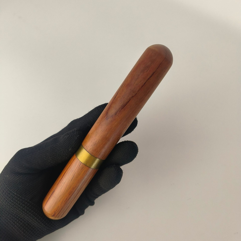 Tub de țigară din lemn pentru depozitare, design simplu, fără personalizare, fabricat mecanic