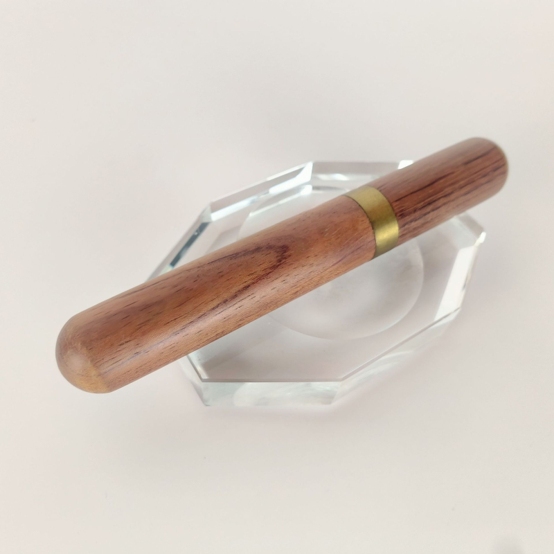 Tub de țigară din lemn pentru depozitare, design simplu, fără personalizare, fabricat mecanic