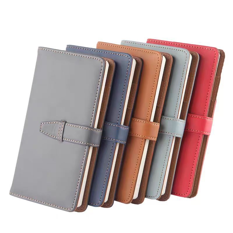 Notițe de birou cu copertă din piele artificială, legare cu adeziv, hârtie Dowling 80 g, 100 pagini, pagini interioare și logo personalizabile, embossing, ștanțare la cald și ștanțare argintie