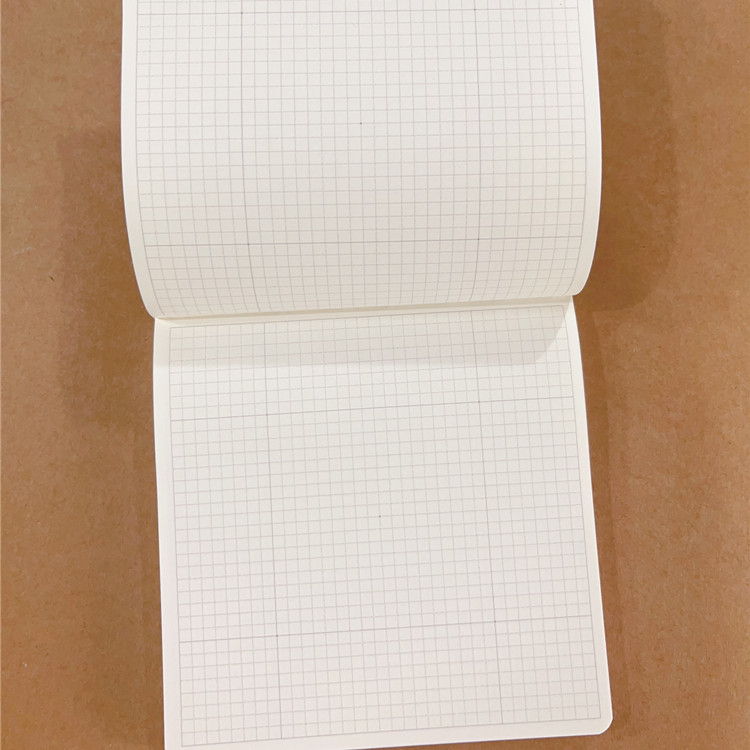 Notebook Aidu HQ s labavim listovima i omotom od papira, stranice od originalnog bijelog papira, 120 g