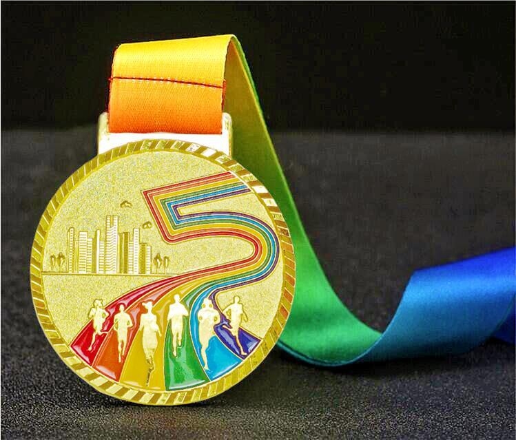 Medalie pentru ceremonii de acordare și activități de teambuilding, din aliaj, placă placată cu aur, logo tipărit, personalizabil