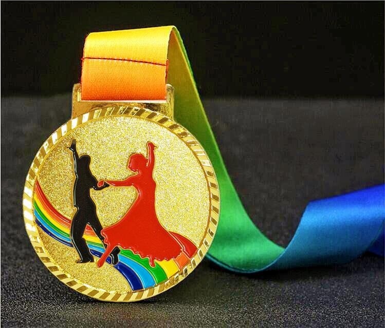 Medalie pentru ceremonii de acordare și activități de teambuilding, din aliaj, placă placată cu aur, logo tipărit, personalizabil