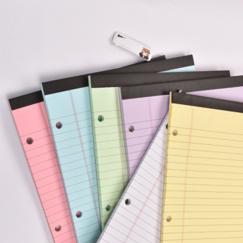 Bilježnica s listovima za slobodan list, američki trorupni uvez s tri rupe, linijske unutarnje stranice, papir 70 g/m2